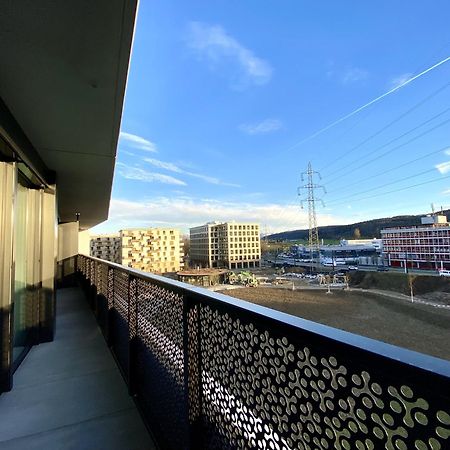 Glad Spot: Zurich - Central - Design - Netflix Exterior photo